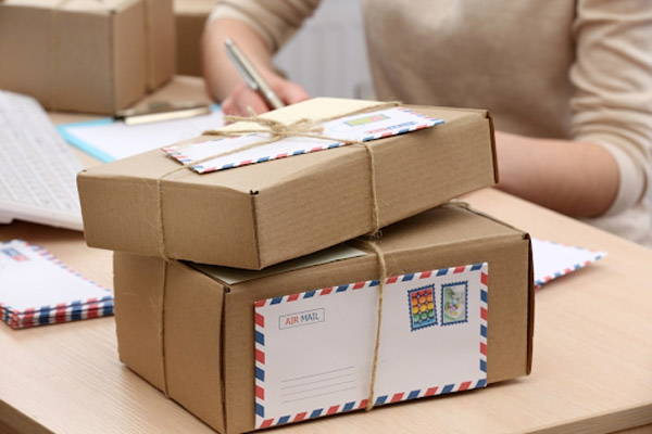 Gửi đồ qua bưu điện có thể đáp ứng mọi đơn hàng