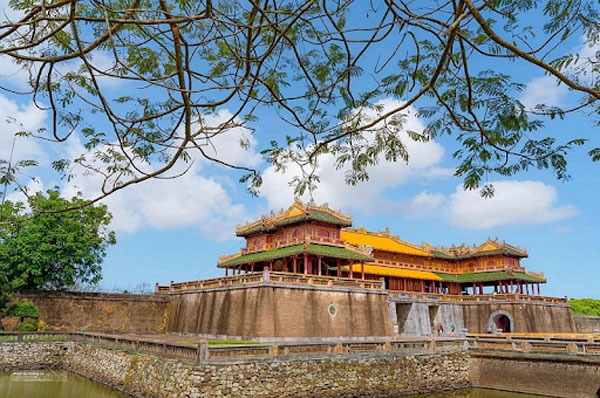 Huế là một trong những thành phố quan trọng tại miền Trung