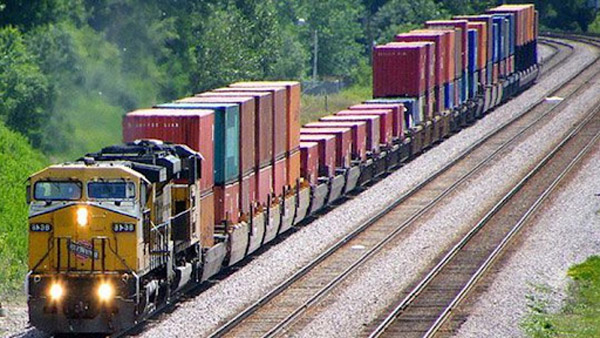 Vận chuyển hàng hóa bằng đường sắt tiết kiệm chi phí
