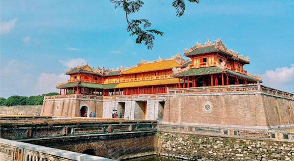 Nhu cầu gửi xe máy từ Hà Nội vào Huế hiện nay