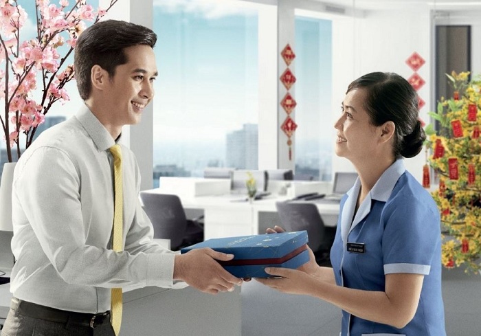 Vận chuyển quà tết tặng đối tác khách hàng trên Toàn quốc