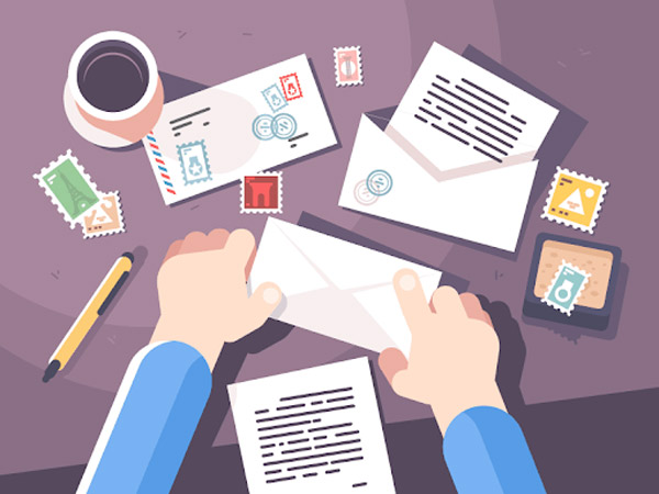 Gửi postcard đi nước ngoài đang khá phổ biến với giới trẻ