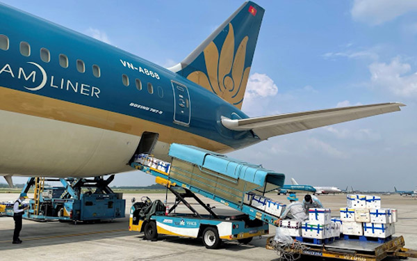 Dịch vụ chuyển phát nhanh tiết kiệm được nhiều khách hàng ưa chuộng hiện nay